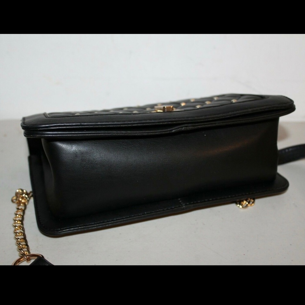 NWT BADGLEY MISCHKA CROSSBODY W/Gold STUDS. - Picture 5 of 8